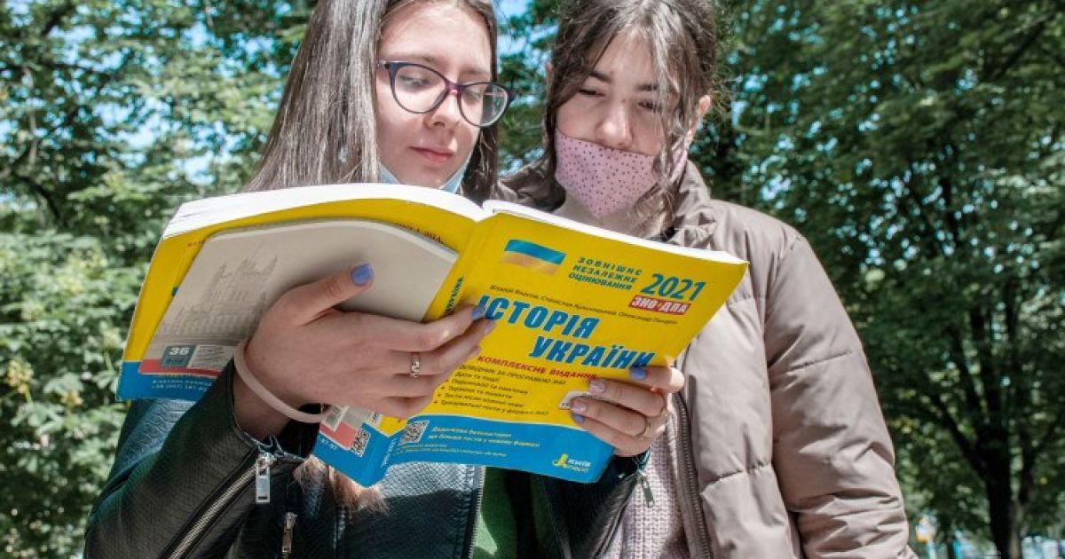 ВНО-2022: какие предметы необходимы для поступления в вузы