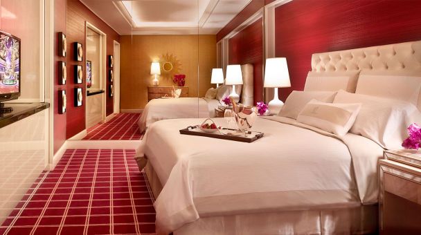  / © www.forbestravelguide.com