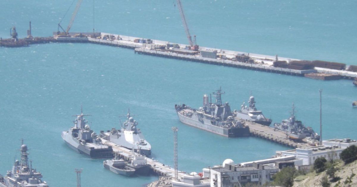 Військово-морська база ЧФ у Новоросійську