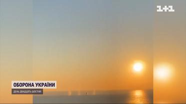 В Одесі два російські кораблі, які вночі підійшли близько до берега, обстріляли узбережжя