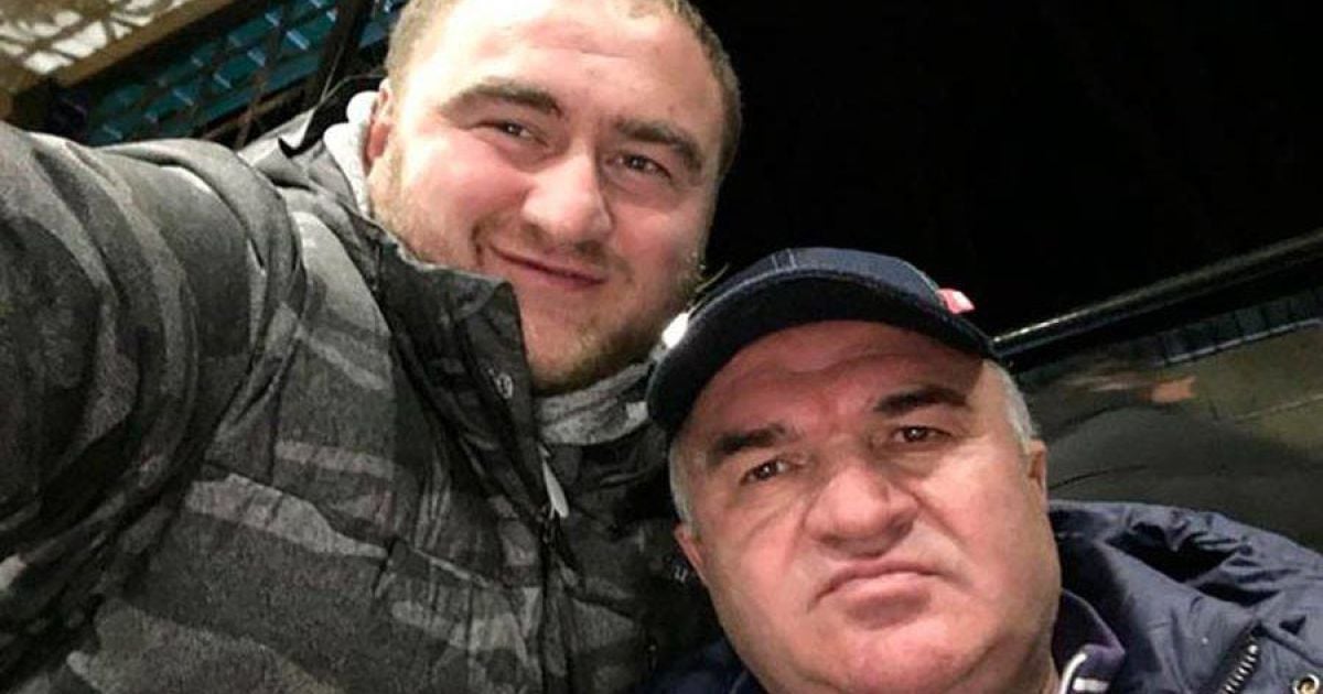Російський суд арештував батька сенатора Арашукова у справі з розкрадання газу на $453 млн