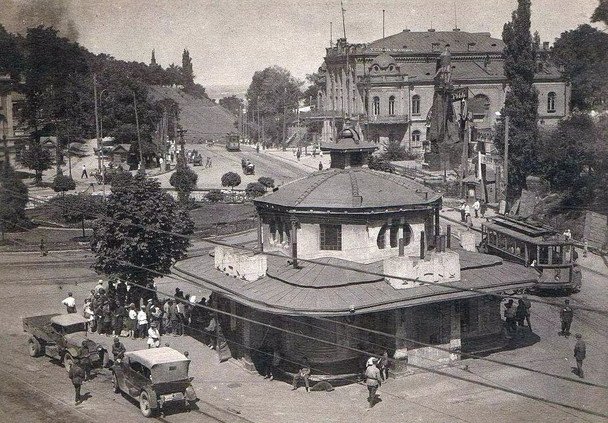 Площадь III интернационала (ныне Европейская площадь). / © Facebook