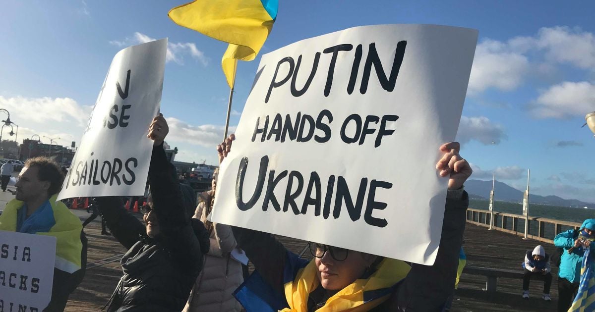 Климкин сообщил, что в Москве украинские консулы посещают раненых моряков ВМС