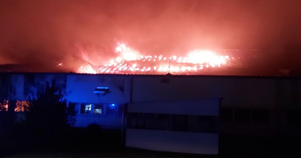 пожежа на лижній фабриці в Мукачево_5 / © Mukachevo.net