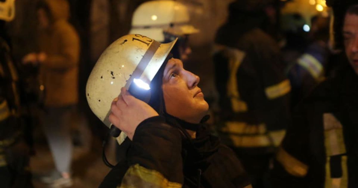 пожежа в багатоповерхівці_4 / © Управління ДСНС Києва