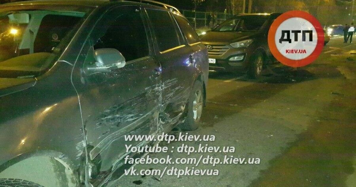 В Киеве произошло масштабное ДТП с погоней и стрельбой_13 / © dtp.kiev.ua