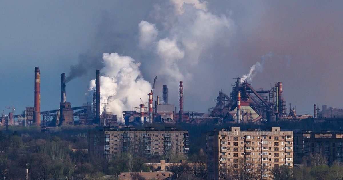 Кто и где отравляет украину: рейтинг самых вредных для экологии украинских предприятий. Инфографика