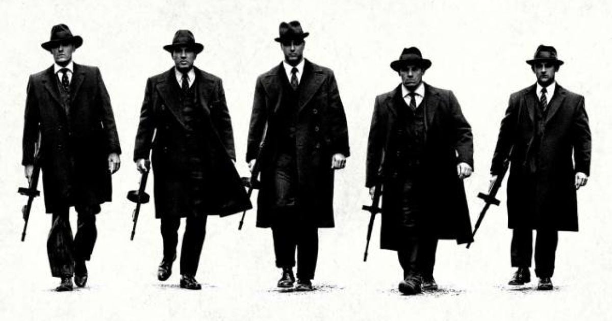 Легенды о мафии наяву. На пляже студент нашел труп бандита с "цементными ботинками"