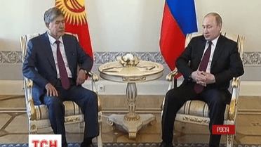 Путін після 10-денної відсутності вперше з'явився на публіці