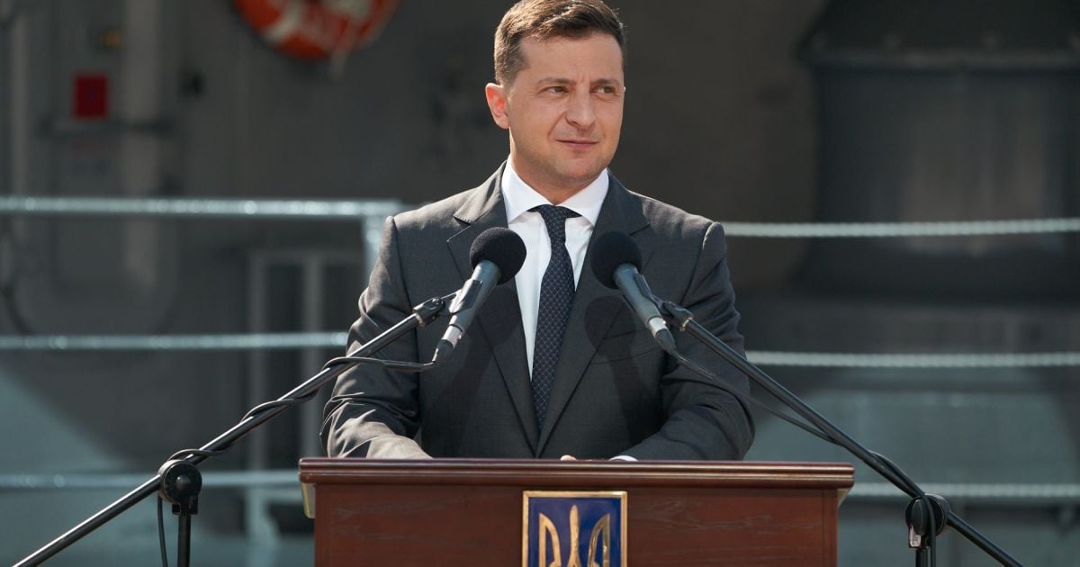 Зеленський розповів, хто просить його не йти знову у президенти
