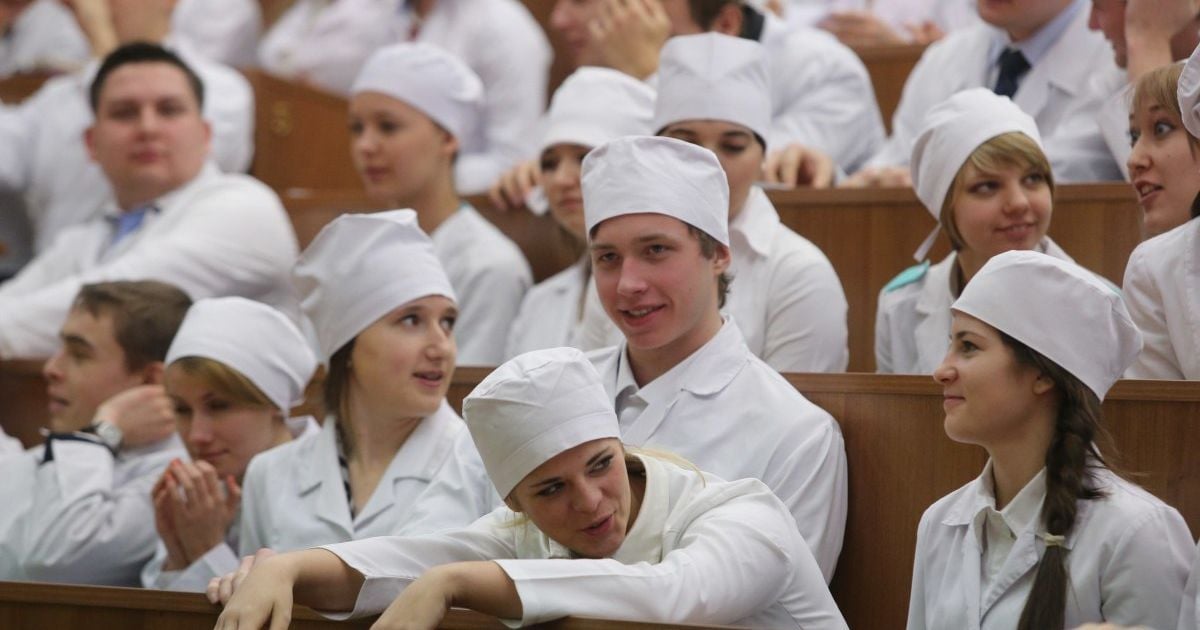 Обучение медиков онлайн: как это будет происходить и готовы ли студенты