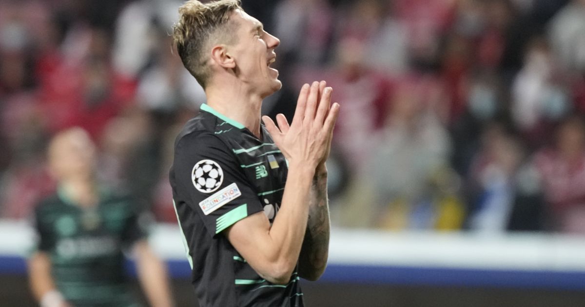 Сумасшедший промах Цыганкова, гол Яремчука: "Динамо" простилось с еврокубками поражением от "Бенфики" (видео)