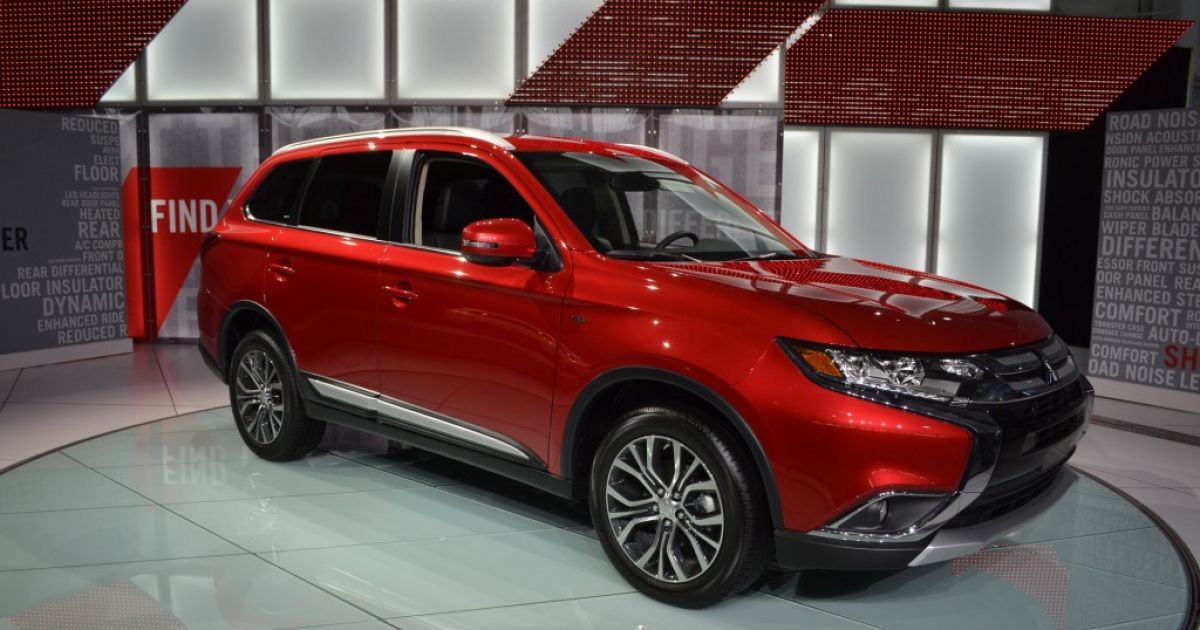 В Нью-Йорке выкатили обновленный Mitsubishi Outlander