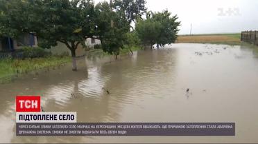 Новости Украины: жители села Маячка Херсонской области со страхом ждут нового ливня