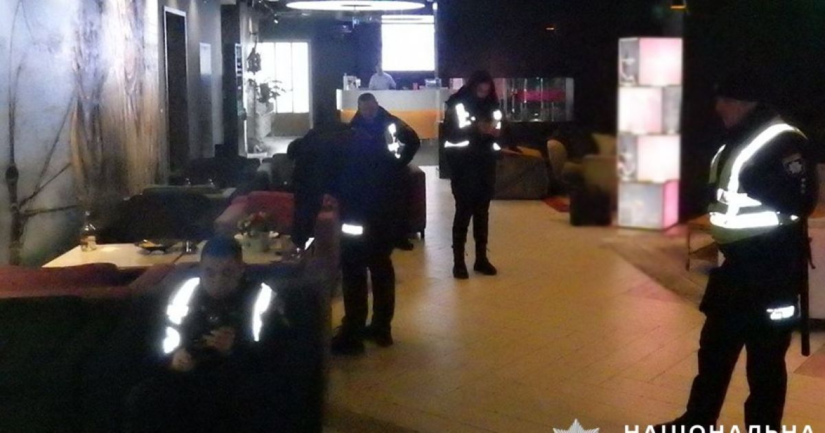 Готель Києва, де один з відвідувачів вистрелив у іншого