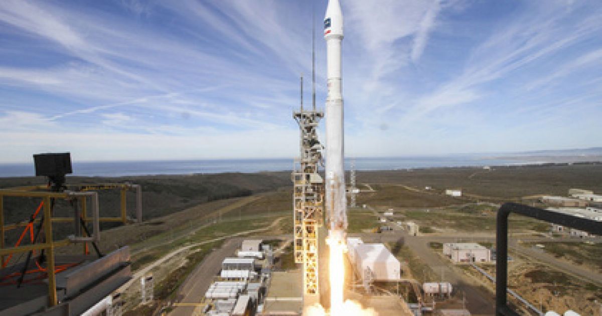 США запустили ракету Atlas V з супутником для зондування Землі