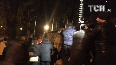 Сутичка через забудову в Києві_10