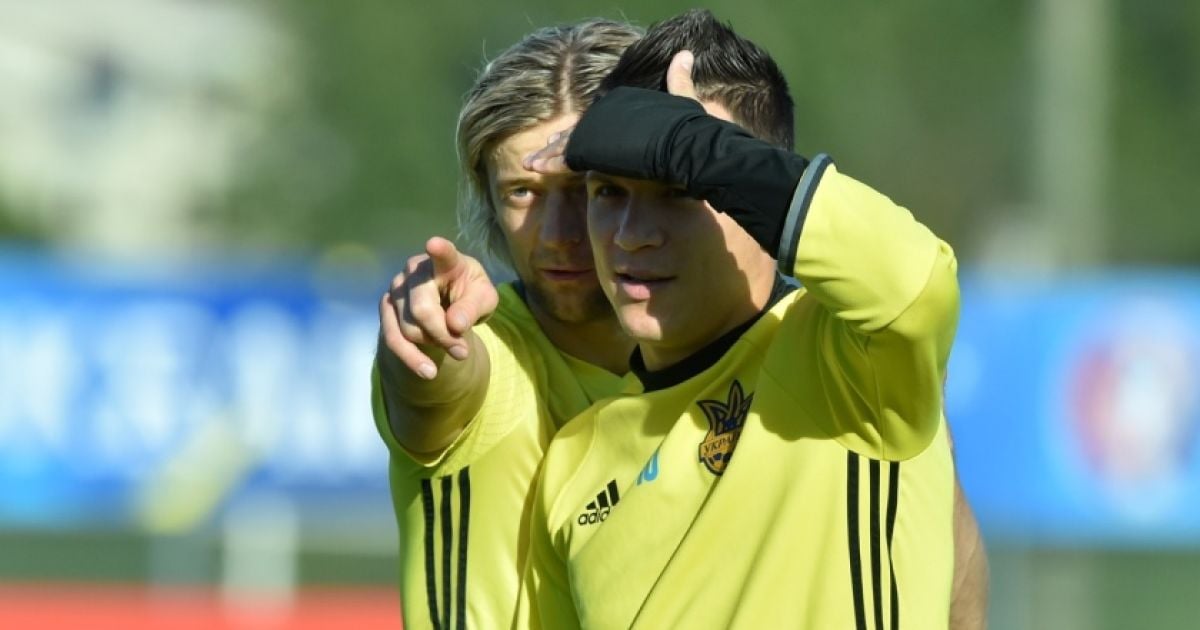 Сборная Украины отказалась от тренировки на месте битвы с поляками