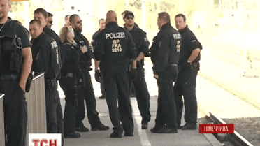 Німеччина намагається дати раду з потоком  біженців