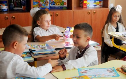 Школы Киевской области возвращаются к очной или смешанной учебе
