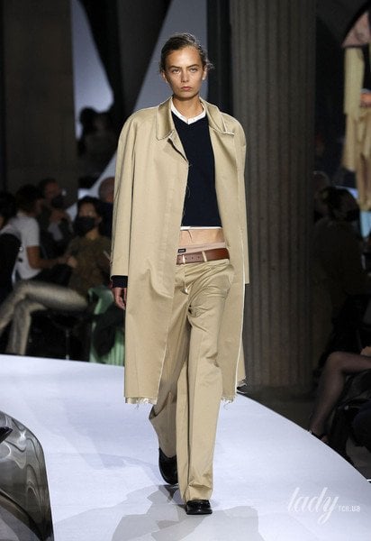 Колекція Miu Miu прет-а-порте сезону весна-літо 2022 / © East News