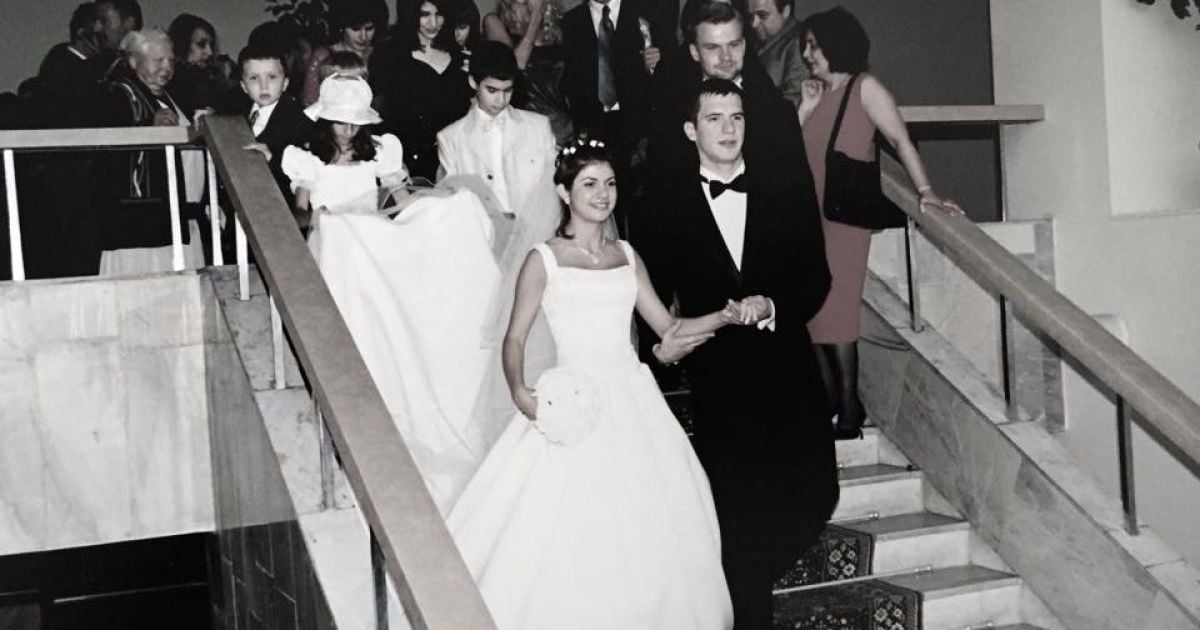 Крапивина показала, как выходила замуж