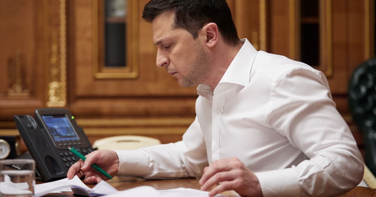 Долгий разговор: Зеленский раскрыл первые подробности телефонных переговоров с Байденом
