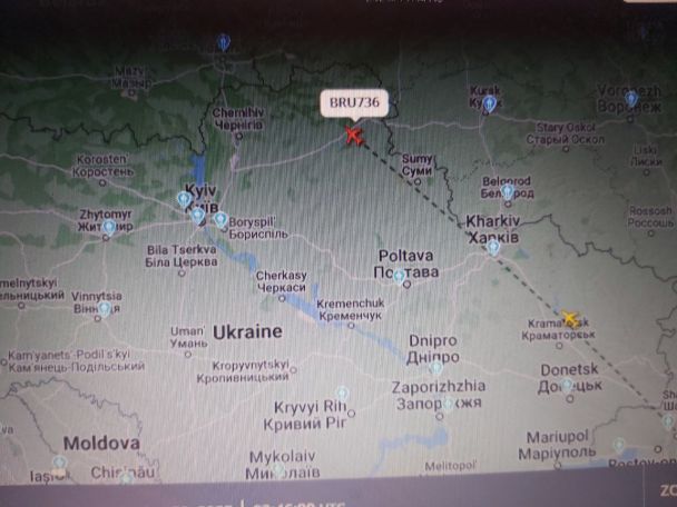 Проліт пасажирських літаків за даними порталу Flightradar24 / © 