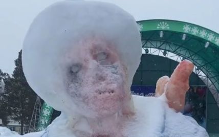 "Заехали на елку и увидели такое": в Башкирии обнаружили Снегурочку-зомби (фото)