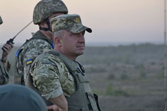 Президент призначив нового командувача ООС: що відомо про генерала Олександра Павлюка