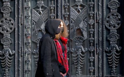 Эпидемиолог объяснила, что повышает риск возникновения новых штаммов коронавируса