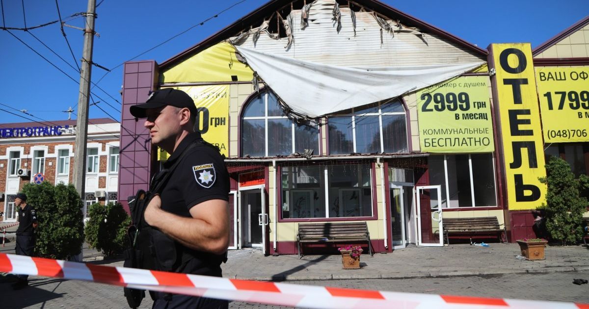 Власника згорілого в Одесі готелю випустили з СІЗО