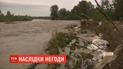 Удар стихії: селяни у Карпатах рятують свої обійстя від великої води