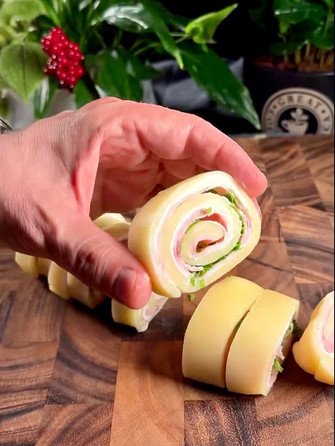 Сырные роллы с салями instagram.com_samura_cooking