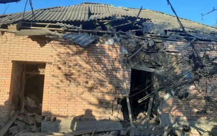 Россияне за сутки обстреляли Запорожье и еще 16 городов и сел области: разрушены десятки домов