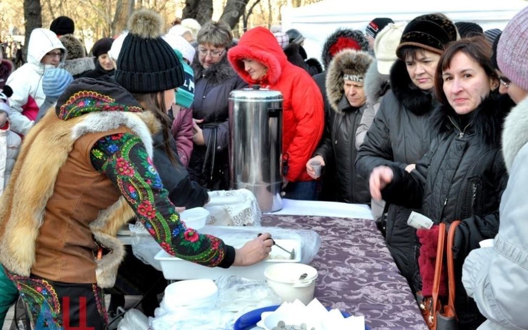 В День памяти жертв голодоморов боевики решили устроить в Донецке гуляния / © ДАН