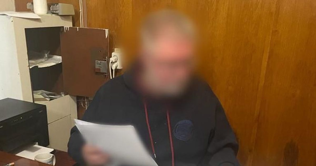 Заввідділенням столичної клініки попався на фальшуванні важких діагнозів ухилянтам / © Прокуратура Києва