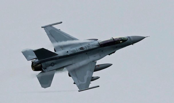 Россиянам выплатили деньги за сбитие F-16: The Telegraph назвал сумму
