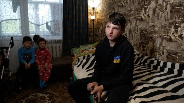 Андрій Прохоренко разом із братами / © «Суспільне Чернігів»