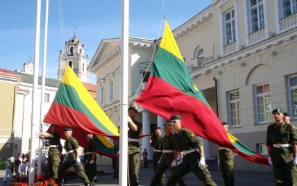 Литовці приймають воїнів АТО, як своїх синів – Грібаускайте