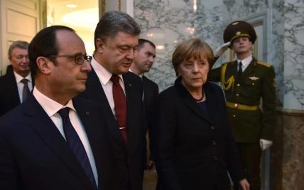 Порошенко озвучил главную тему переговоров с Меркель и Олландом