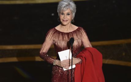 82-летняя Джейн Фонда на церемонии "Оскар-2020" повторила свой образ шестилетней давности