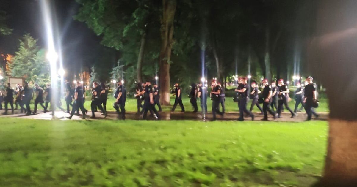 протест зі Стерненком під будинком Зеленського_4 / © Фото Наталії Нагорної/ТСН