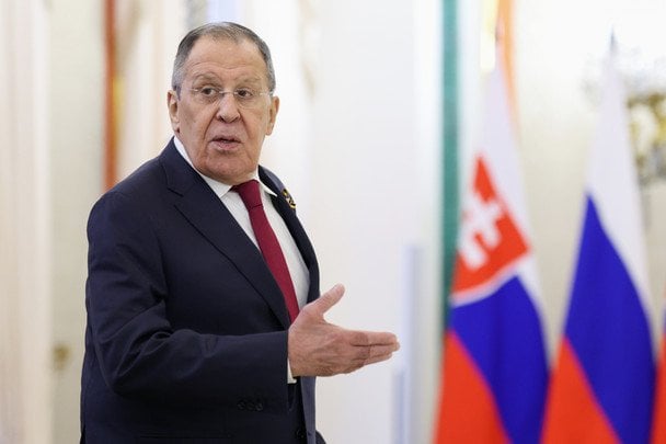 Лавров пригрозив зброєю іноземним журналістам: що сталося