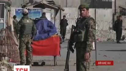 На найбільший авіабазі НАТО в Афганістані пролунав вибух, є загиблі