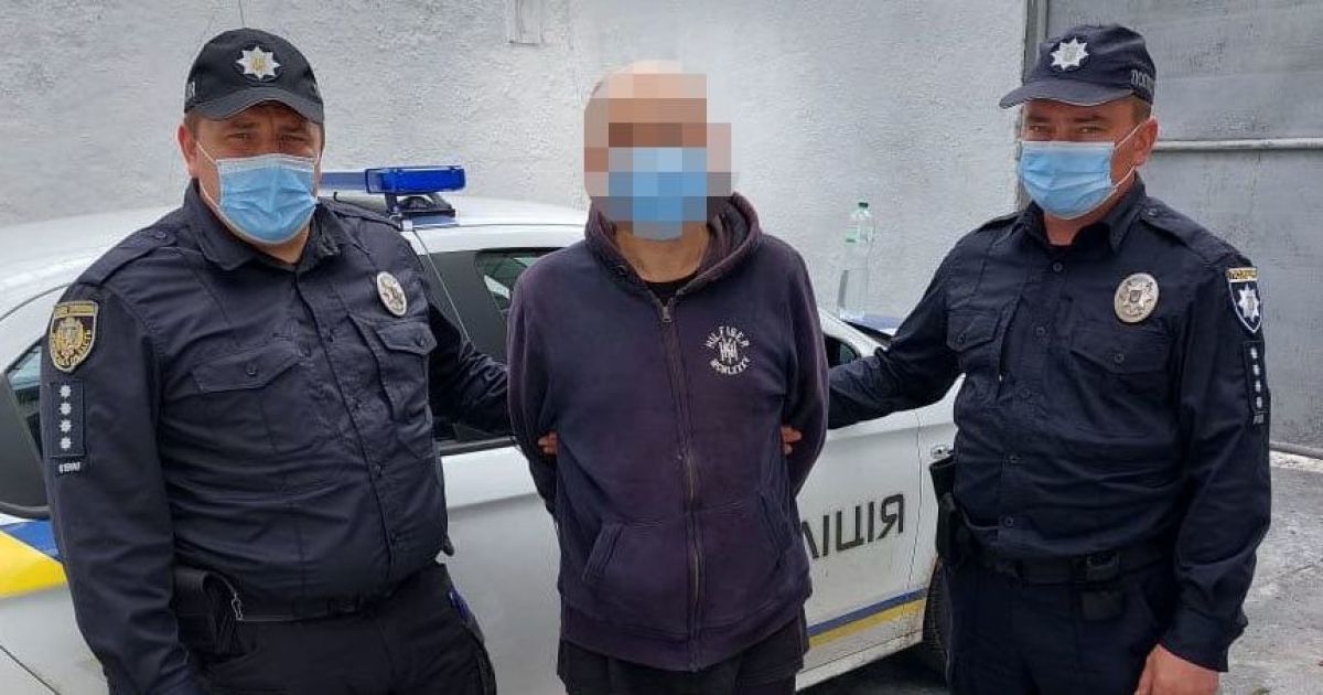 На одежде увидели следы крови: во Львовской области сын убил собственную мать