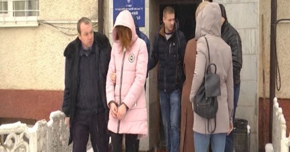 На Закарпатье арестовали детей, которые убили собственную мать