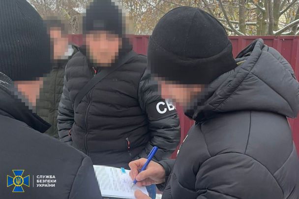 Сотрудники СБУ задокументировали преступную деятельность депутата и задержали его / Фото: СБУ