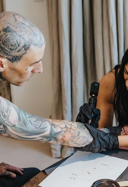 Кортни Кардашьян и Трэвис Баркер / © instagram.com/kourtneykardash