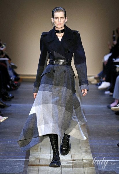 Колекція Alexander McQueen прет-а-порте сезону осінь-зима 2019-2020 / © East News